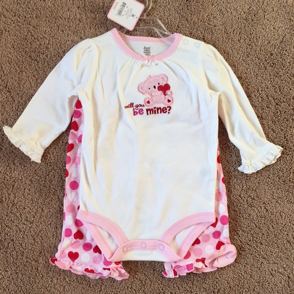 🎉 JUST ONE YEAR Valentine’s Day Onesie & Pants Set, size 3-6 - Picture 2 of 4